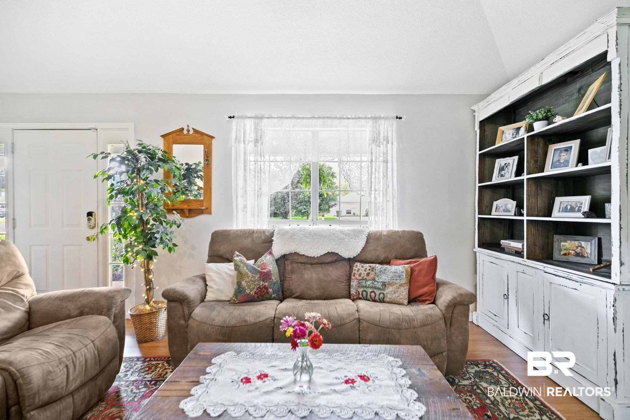 53 N Magnolia Circle