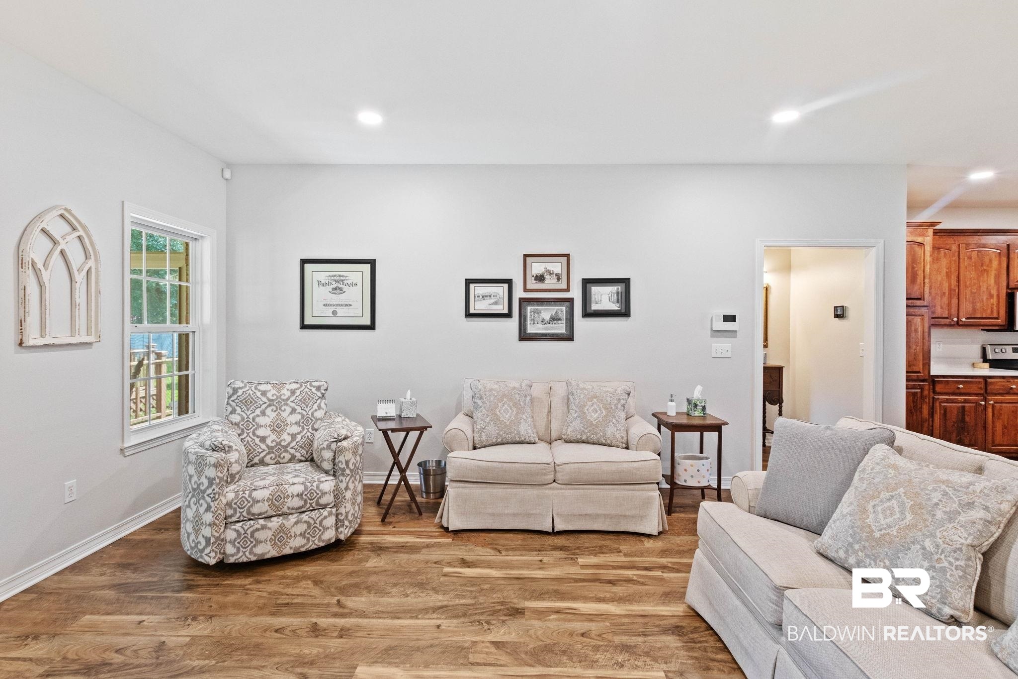 706 Jillian Place