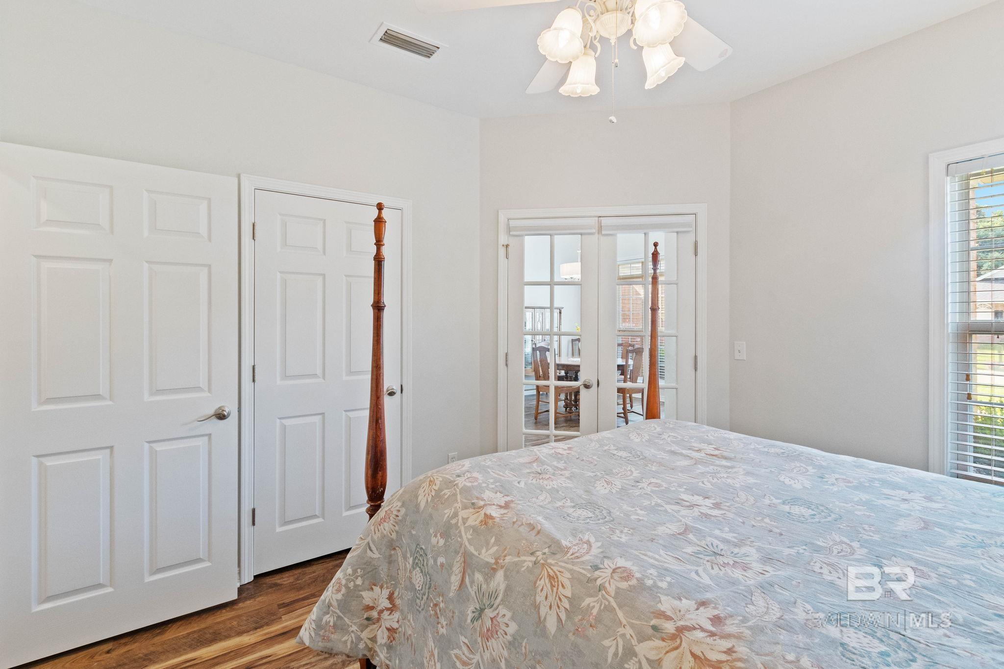 706 Jillian Place