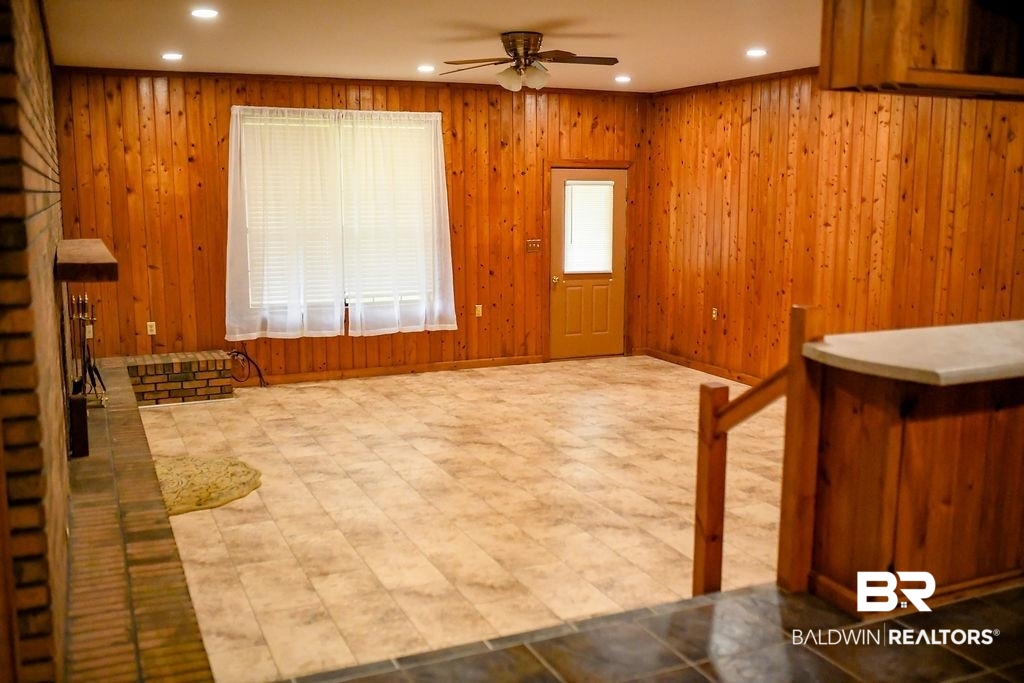 111 Honey Drive