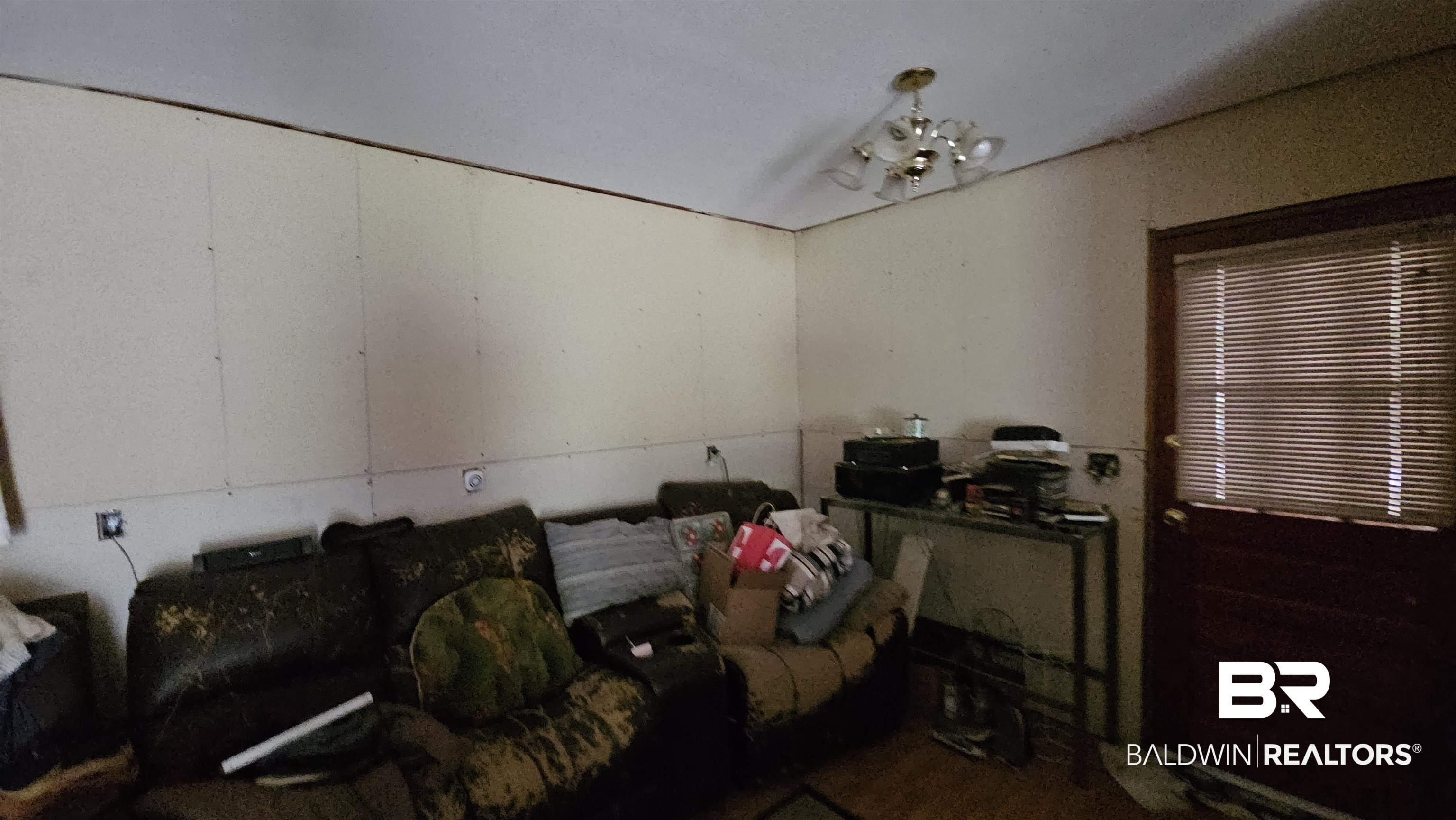 216 6th Avenue