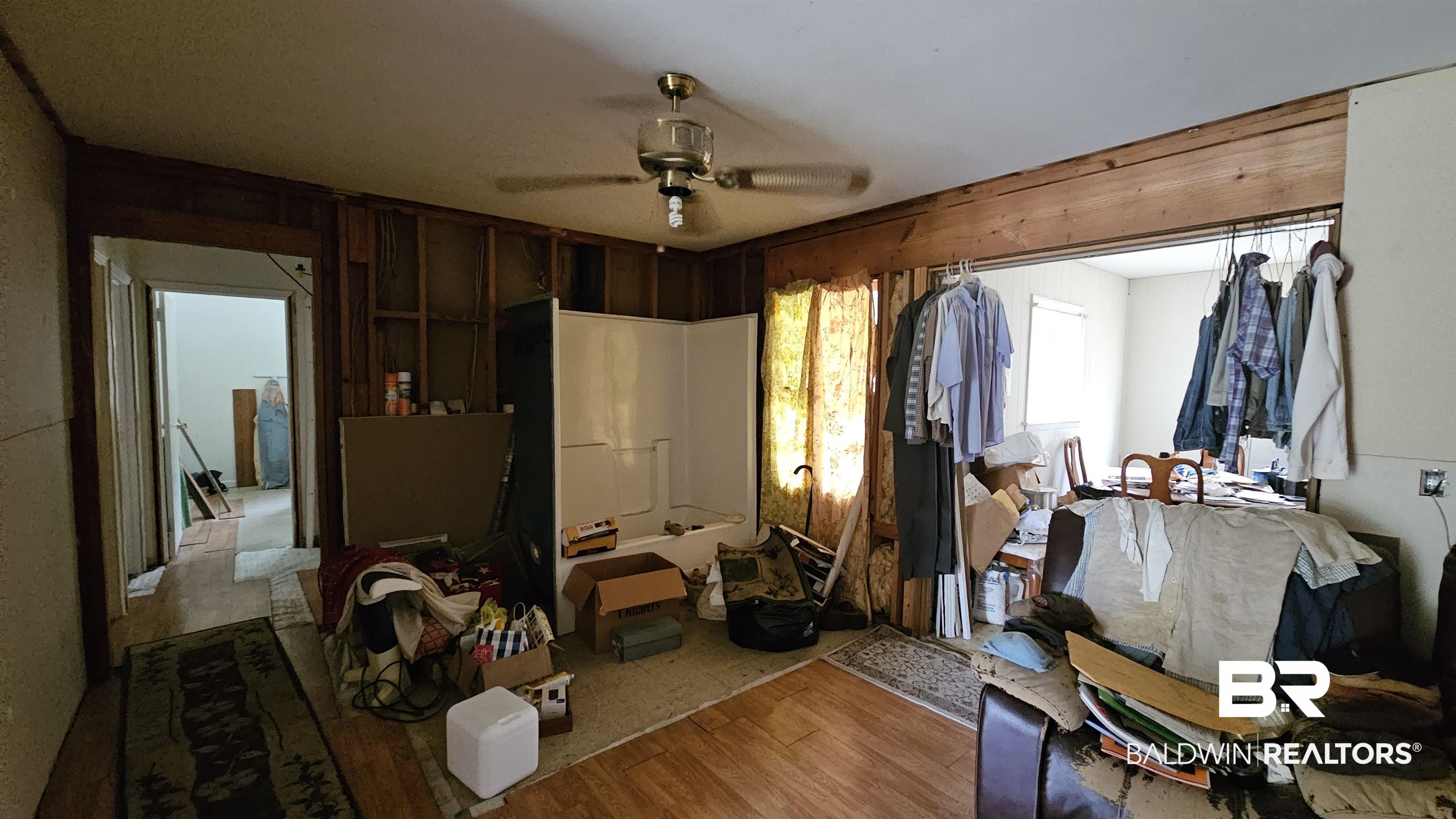 216 6th Avenue