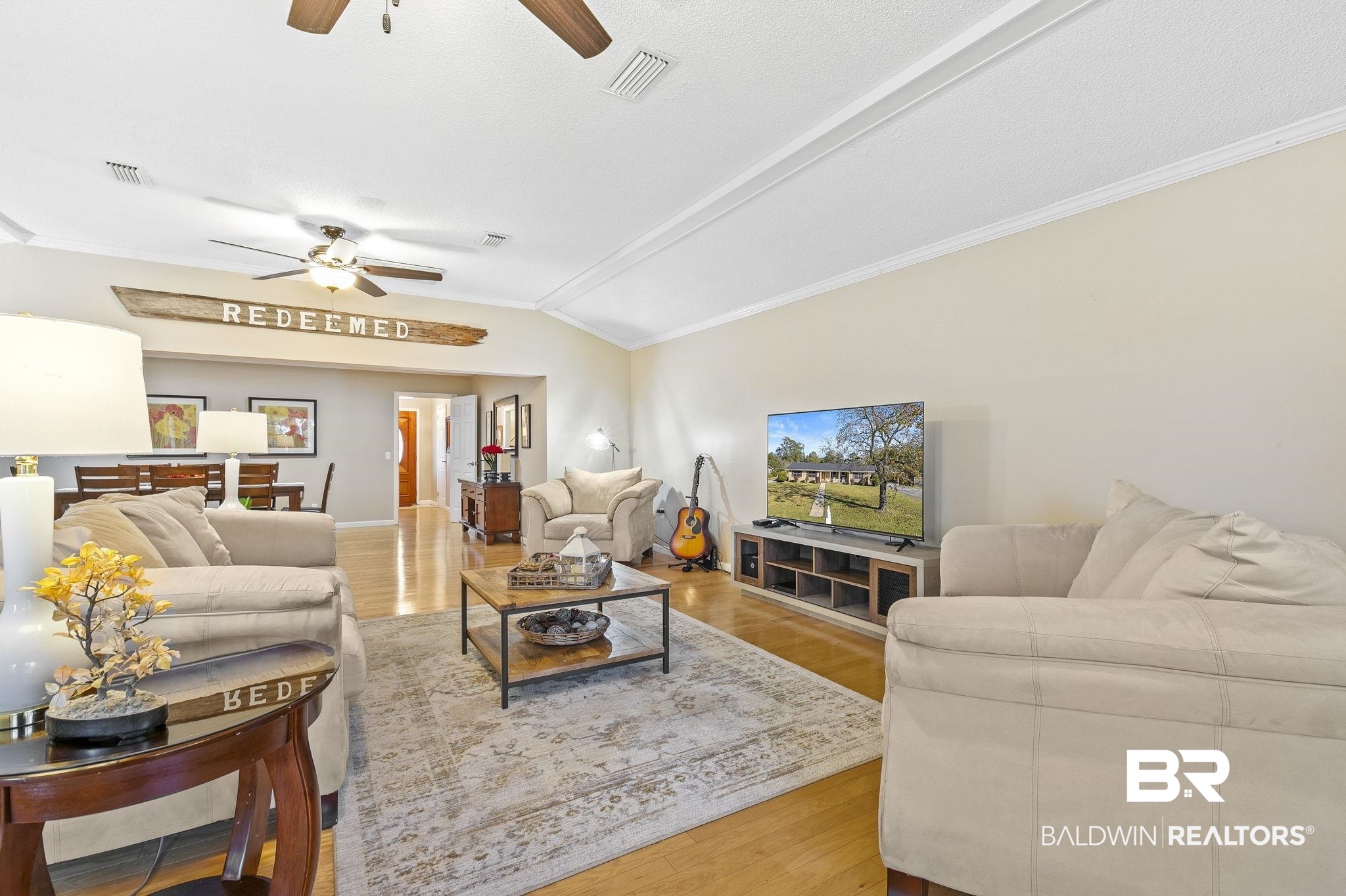 19 Rollins Place