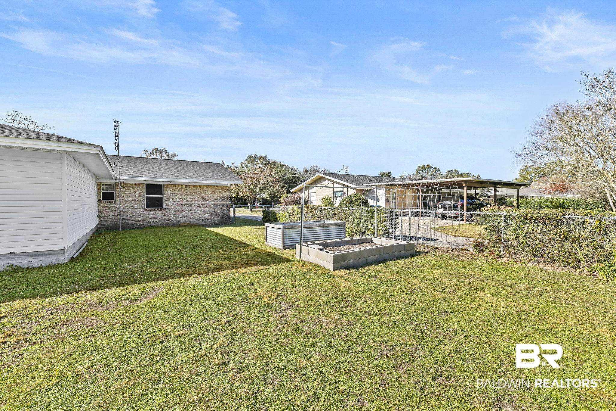19 Rollins Place
