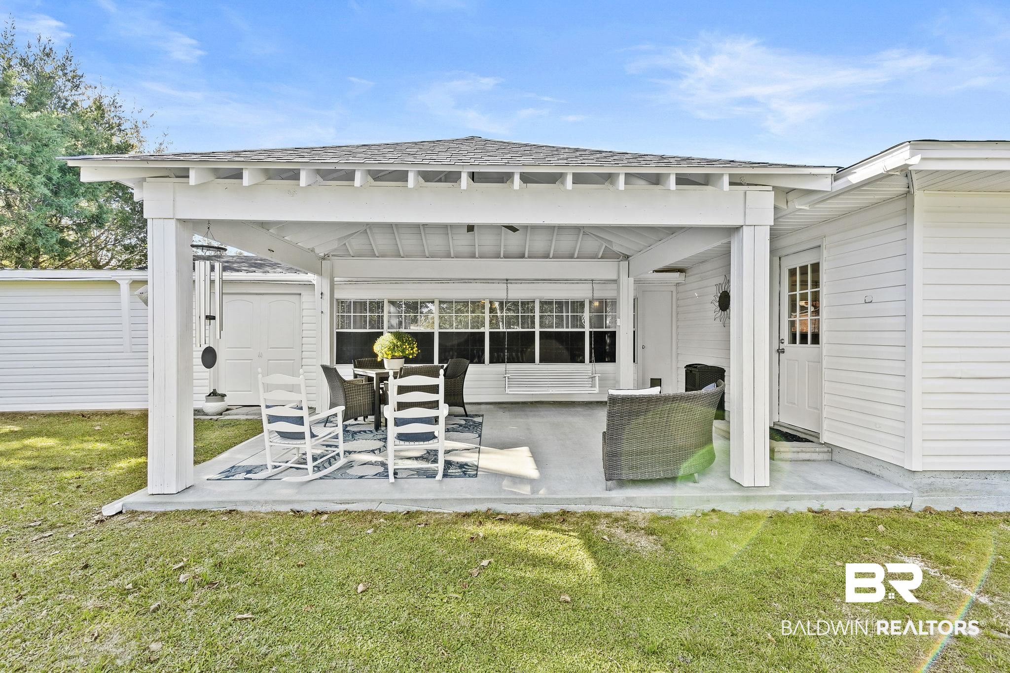 19 Rollins Place