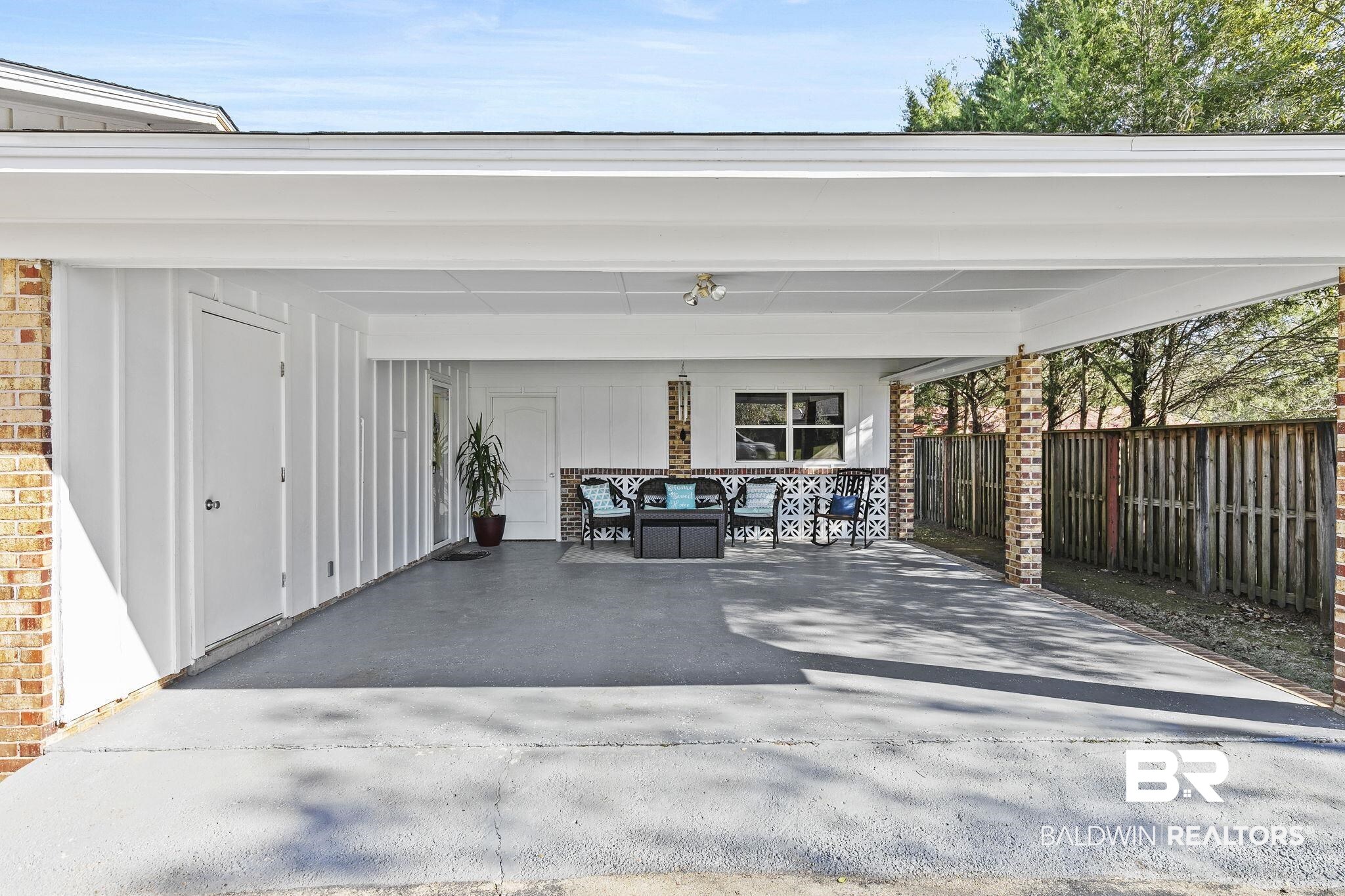 19 Rollins Place