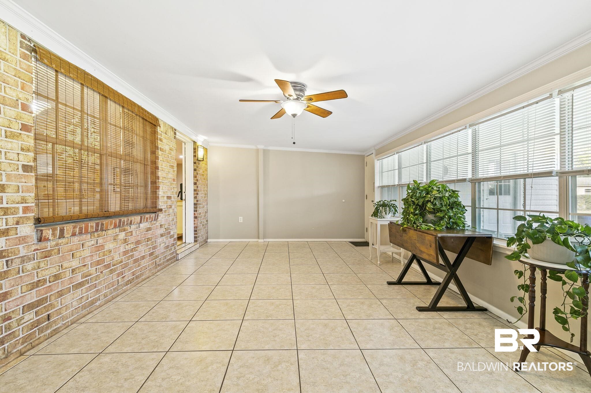 19 Rollins Place