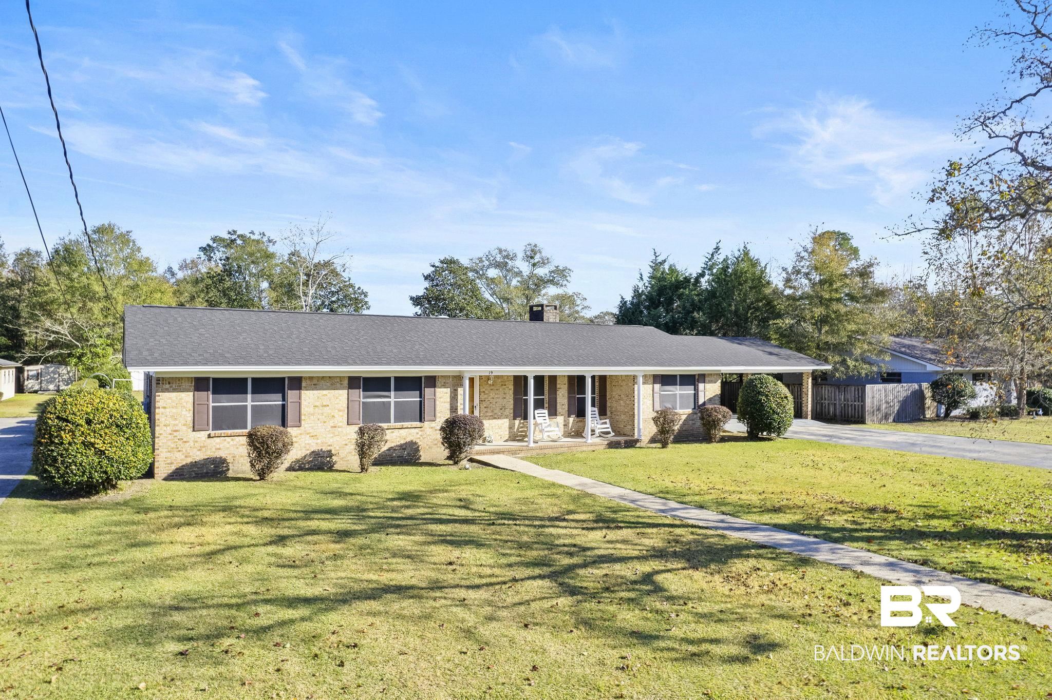19 Rollins Place