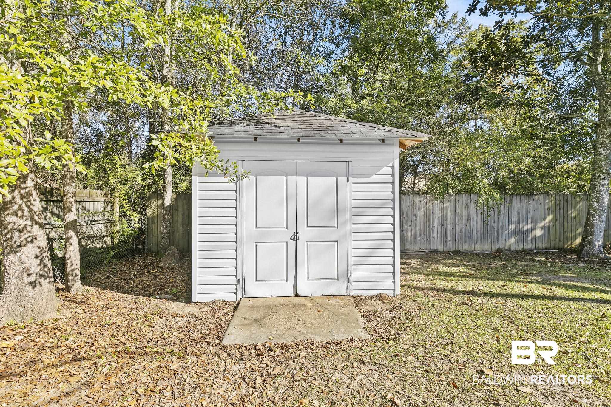 19 Rollins Place