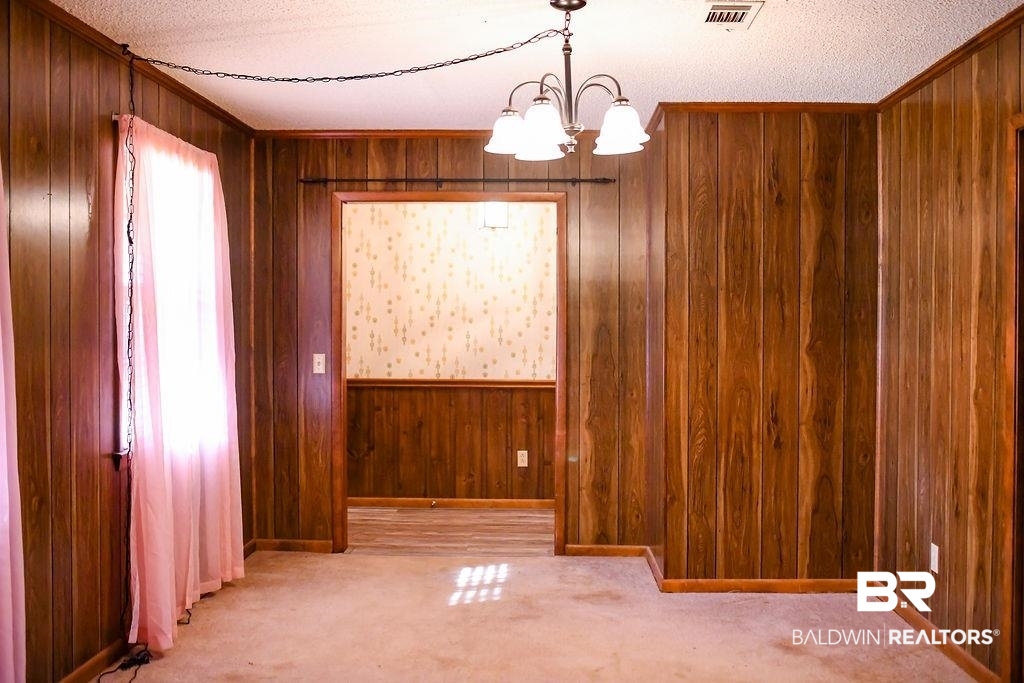 537 Lowery Road