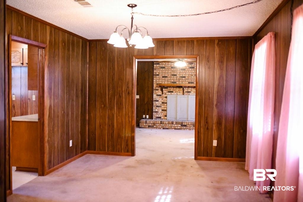 537 Lowery Road