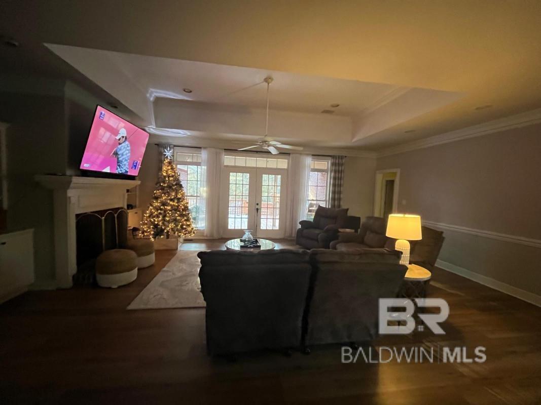 1746 Woodridge Drive