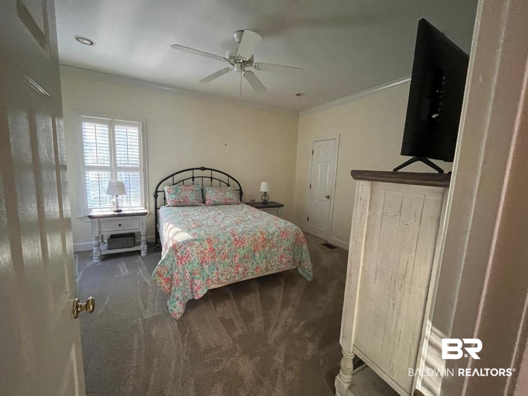 1746 Woodridge Drive
