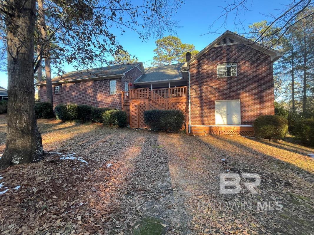 1746 Woodridge Drive