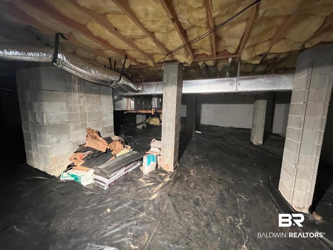 1746 Woodridge Drive