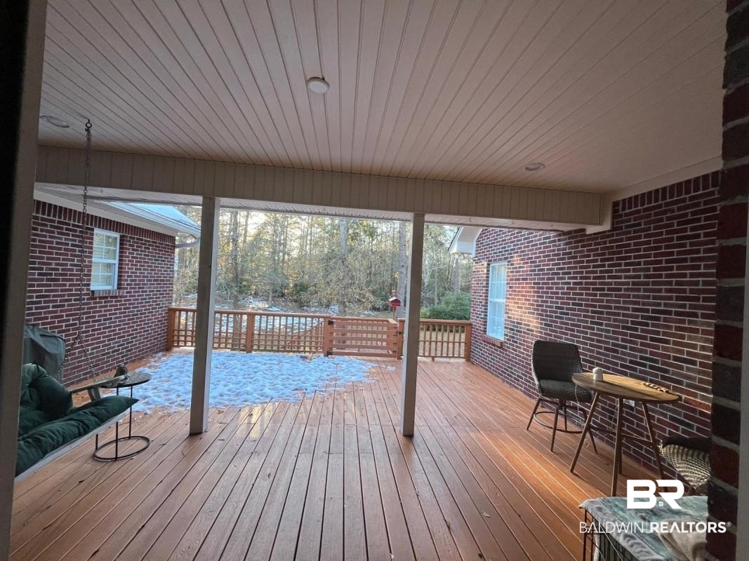 1746 Woodridge Drive