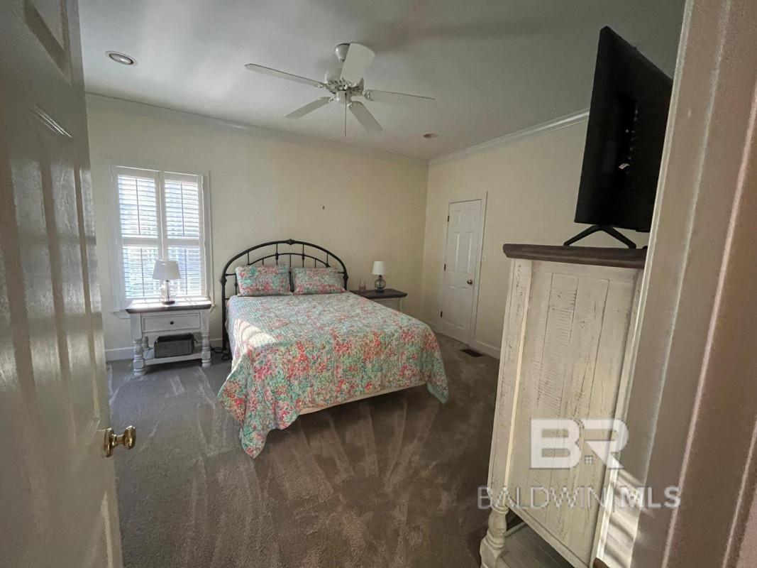 1746 Woodridge Drive