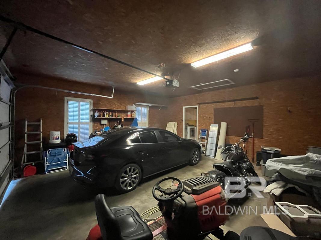 1746 Woodridge Drive