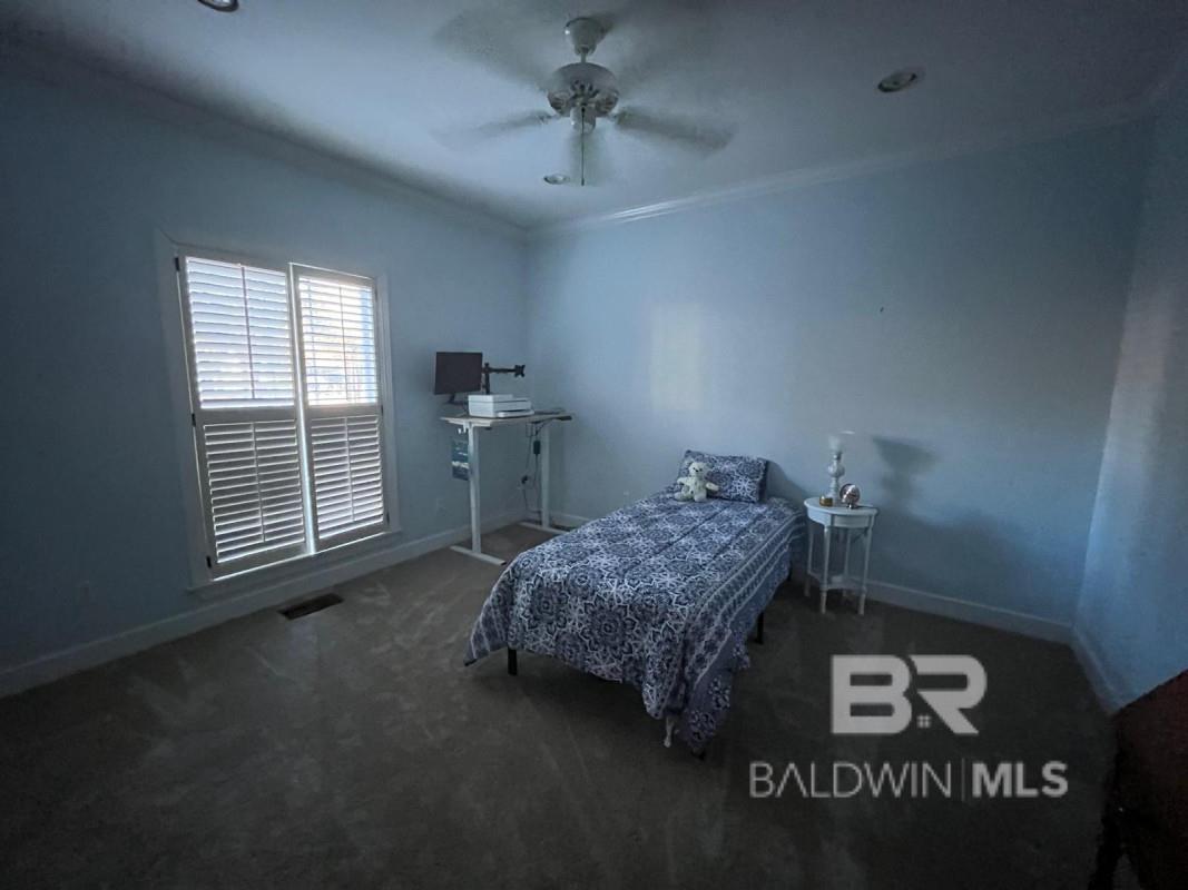 1746 Woodridge Drive
