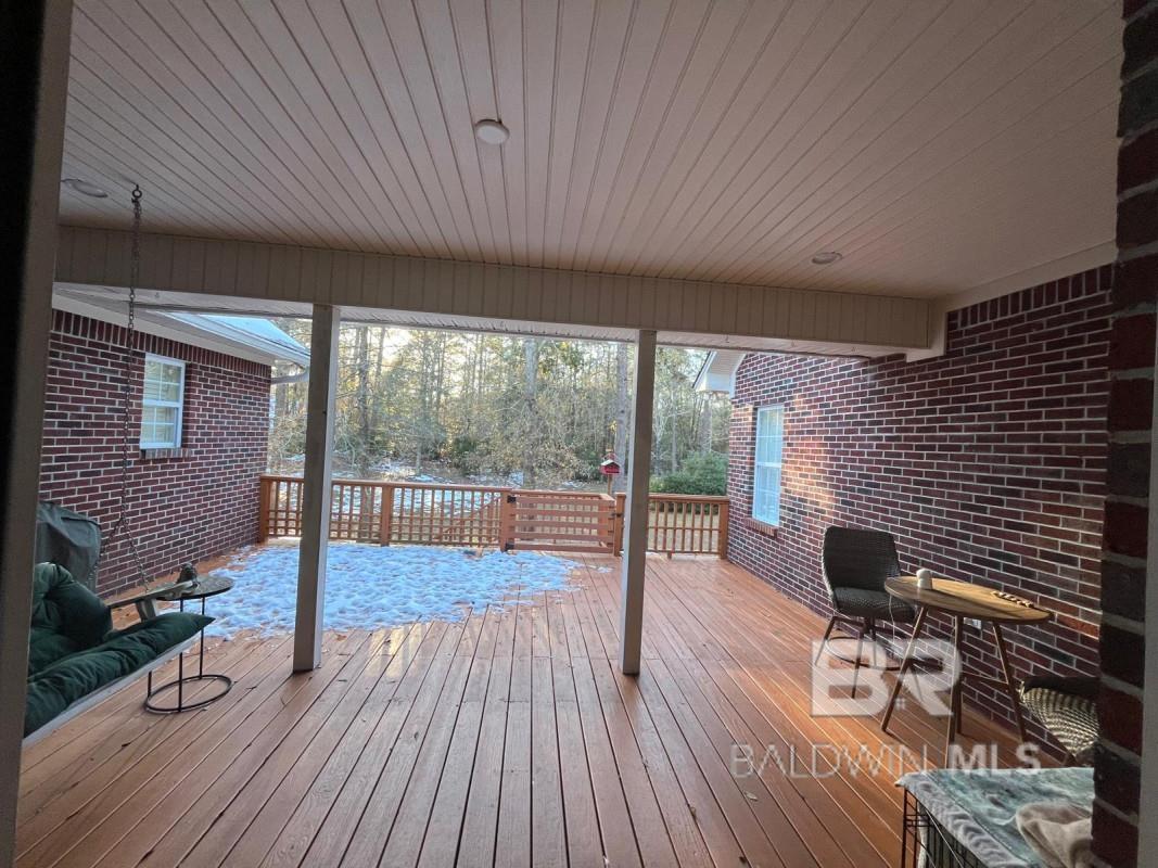 1746 Woodridge Drive