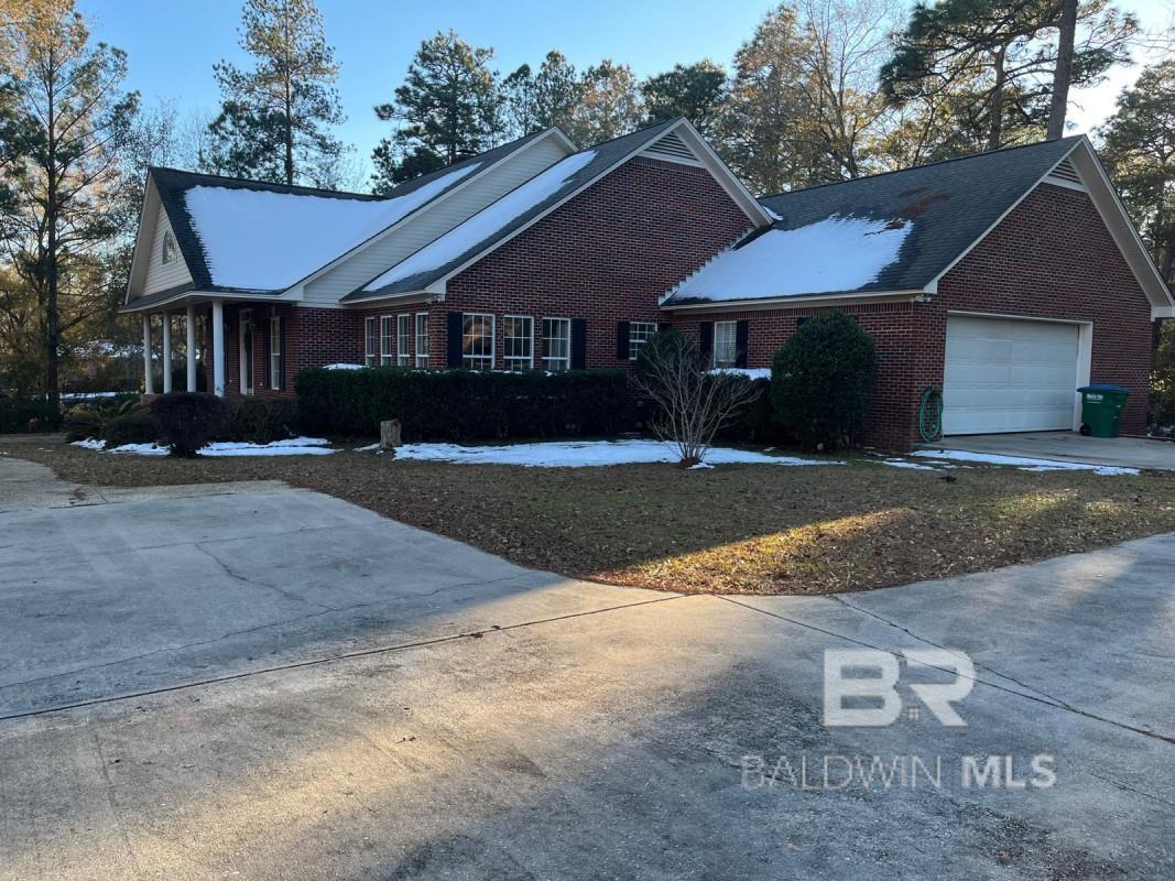 1746 Woodridge Drive