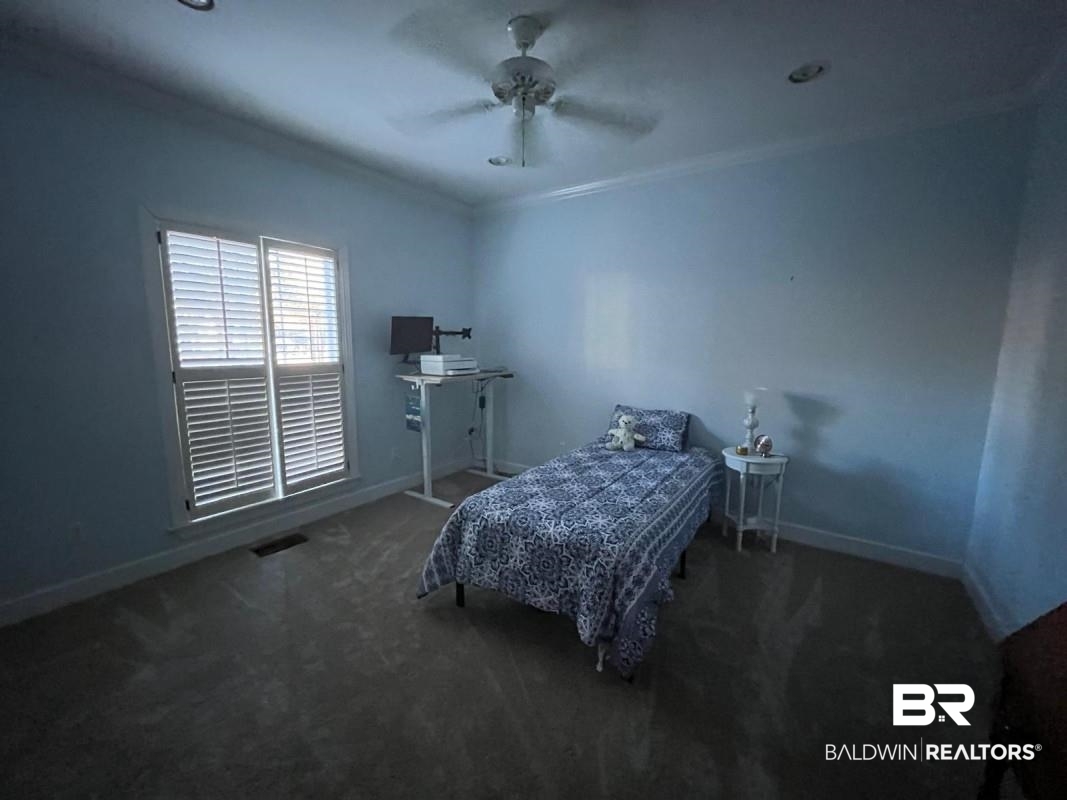 1746 Woodridge Drive