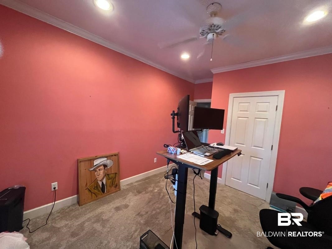 1746 Woodridge Drive