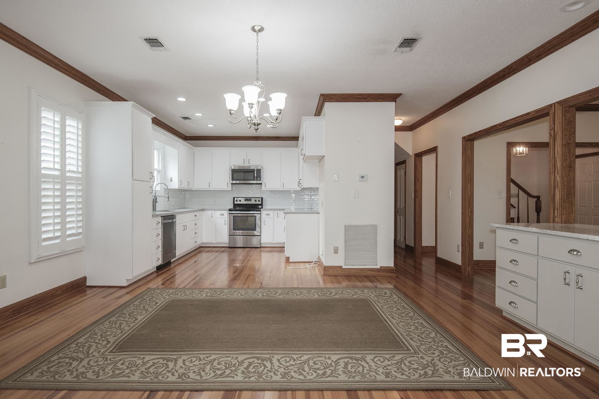 707 Bob White Drive