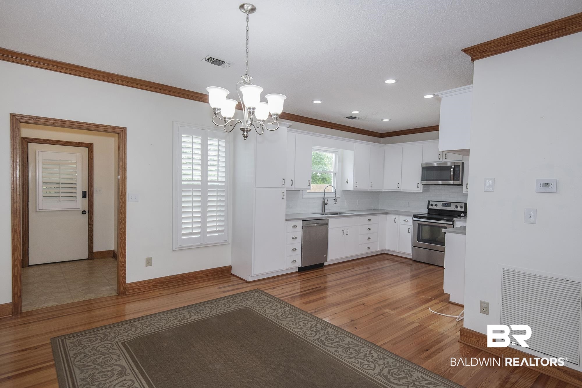 707 Bob White Drive