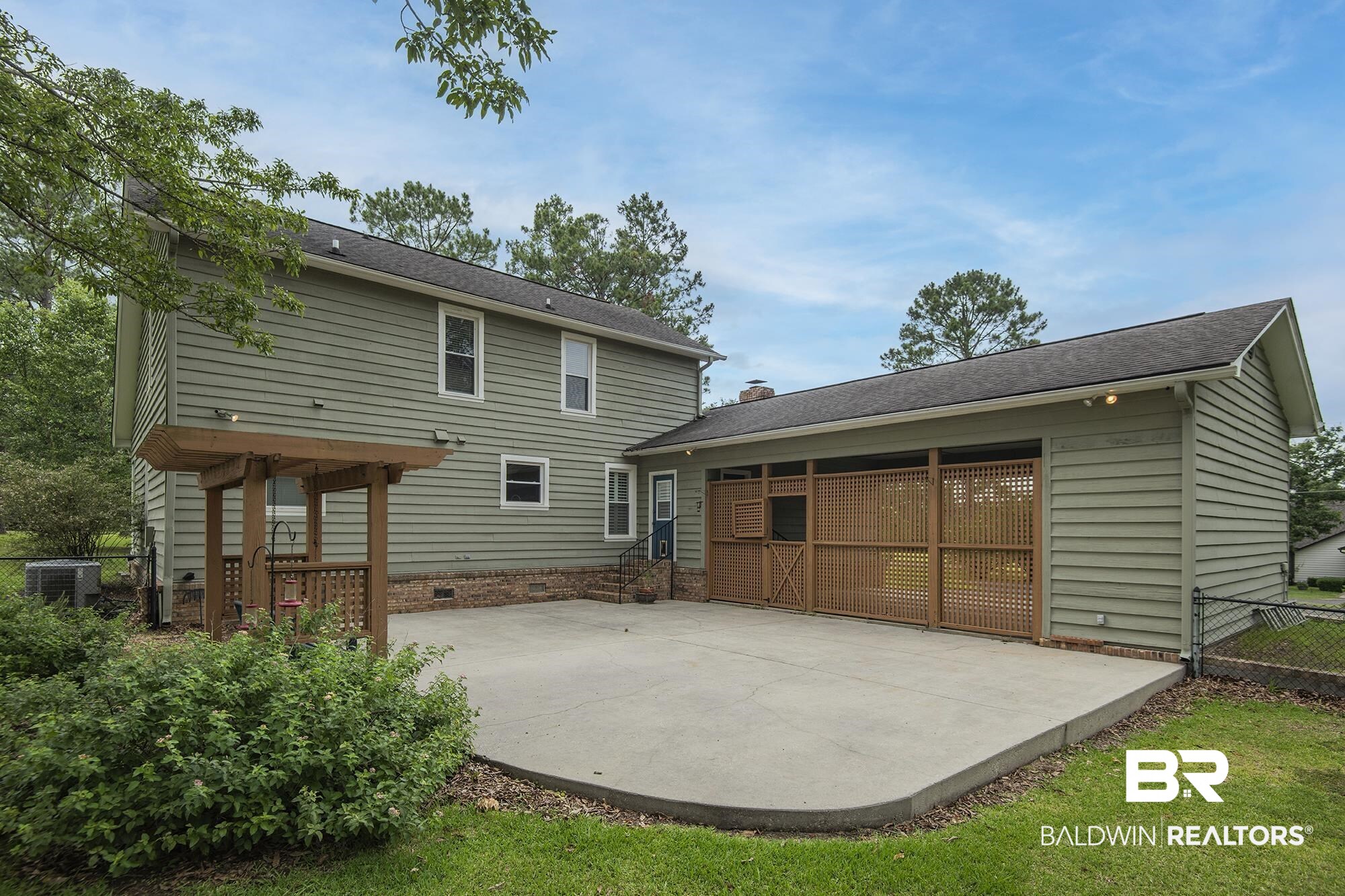 707 Bob White Drive