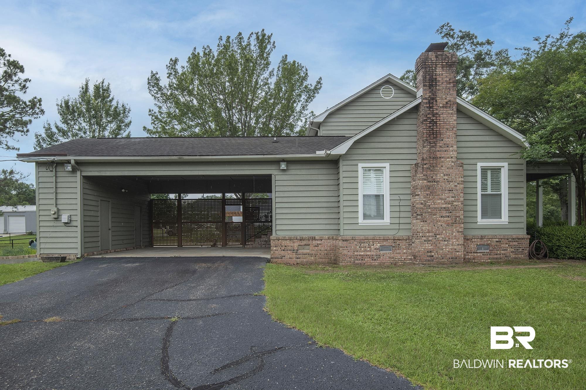 707 Bob White Drive