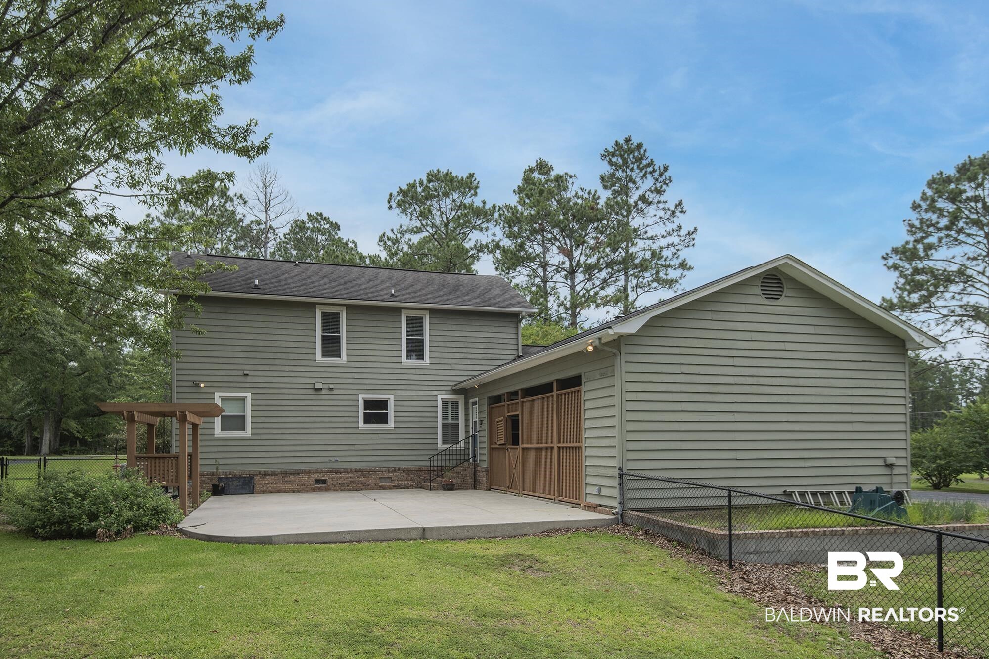 707 Bob White Drive