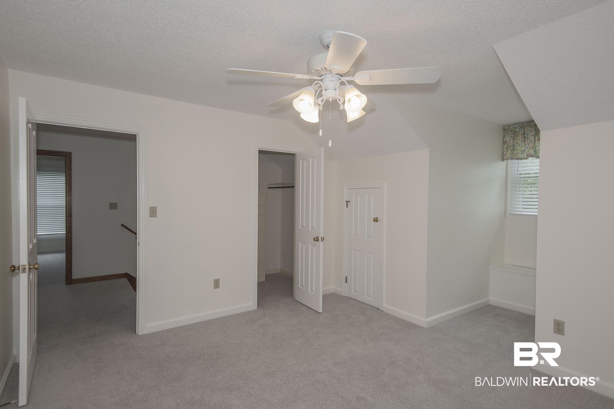 707 Bob White Drive