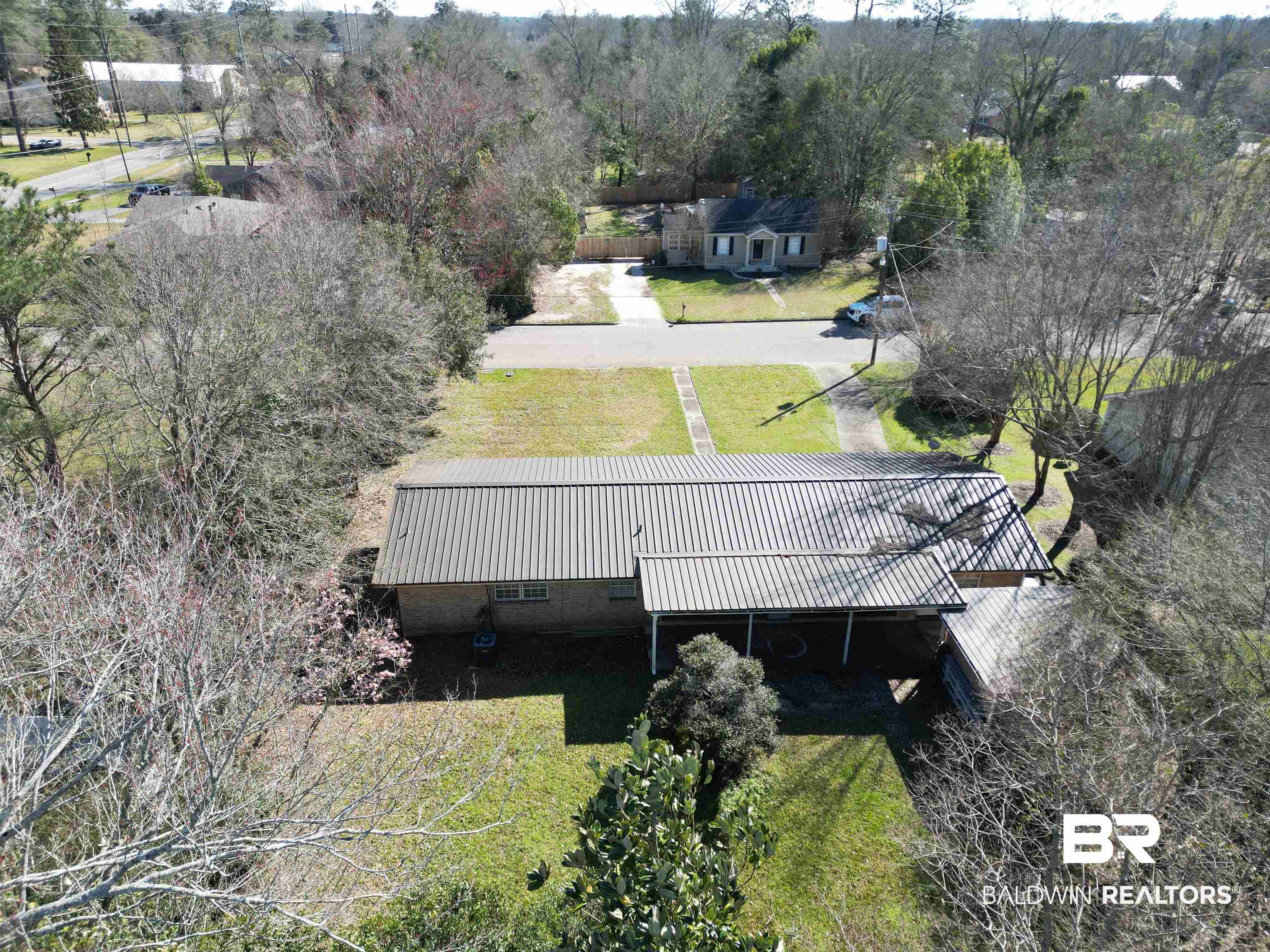 207 E Laurel Street
