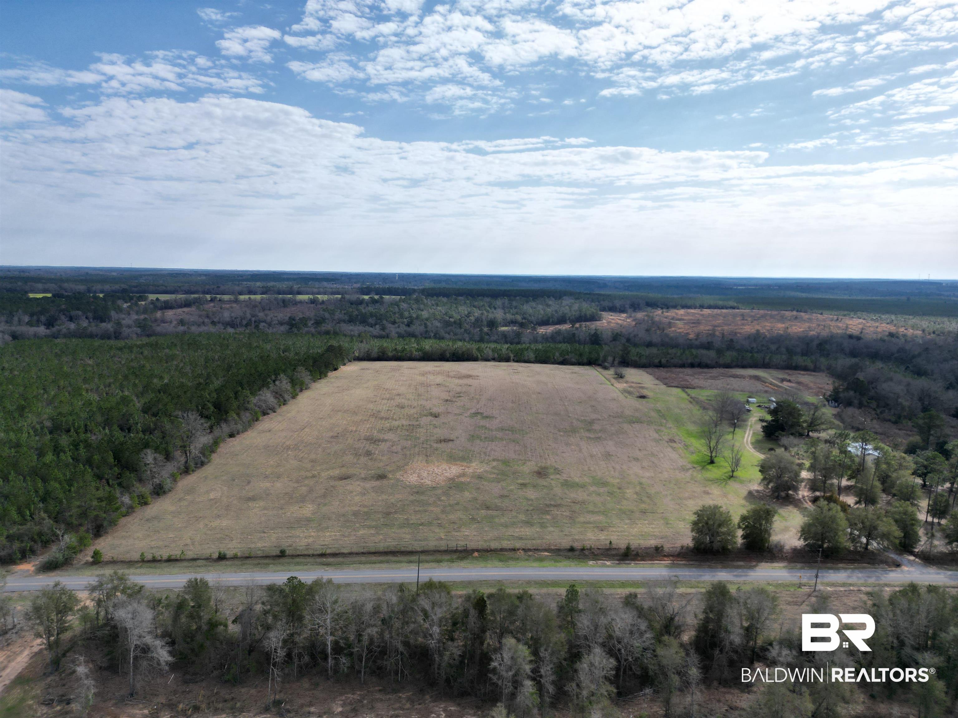 00 Sandy Hollow Road