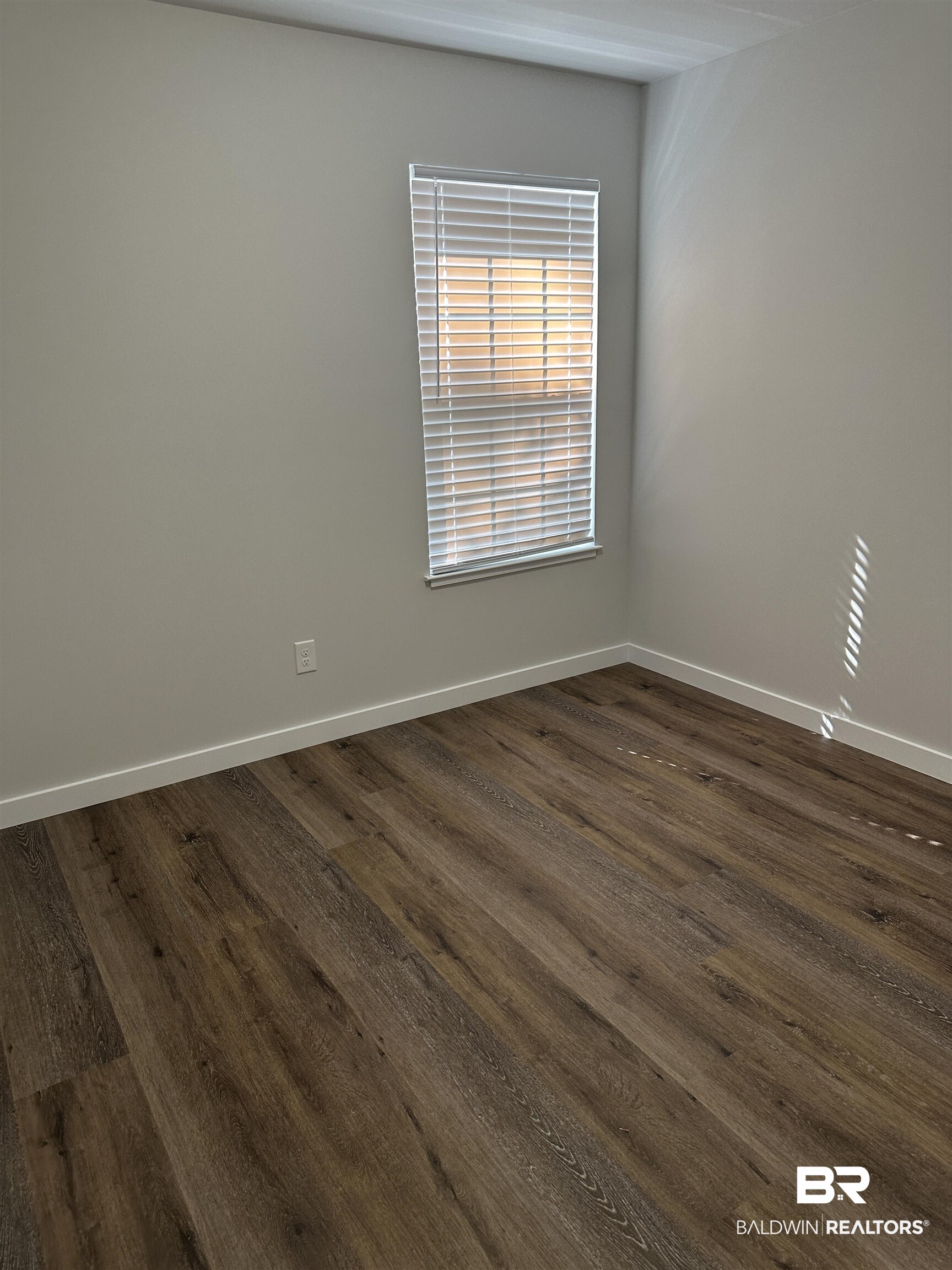 10 Middleton Lane