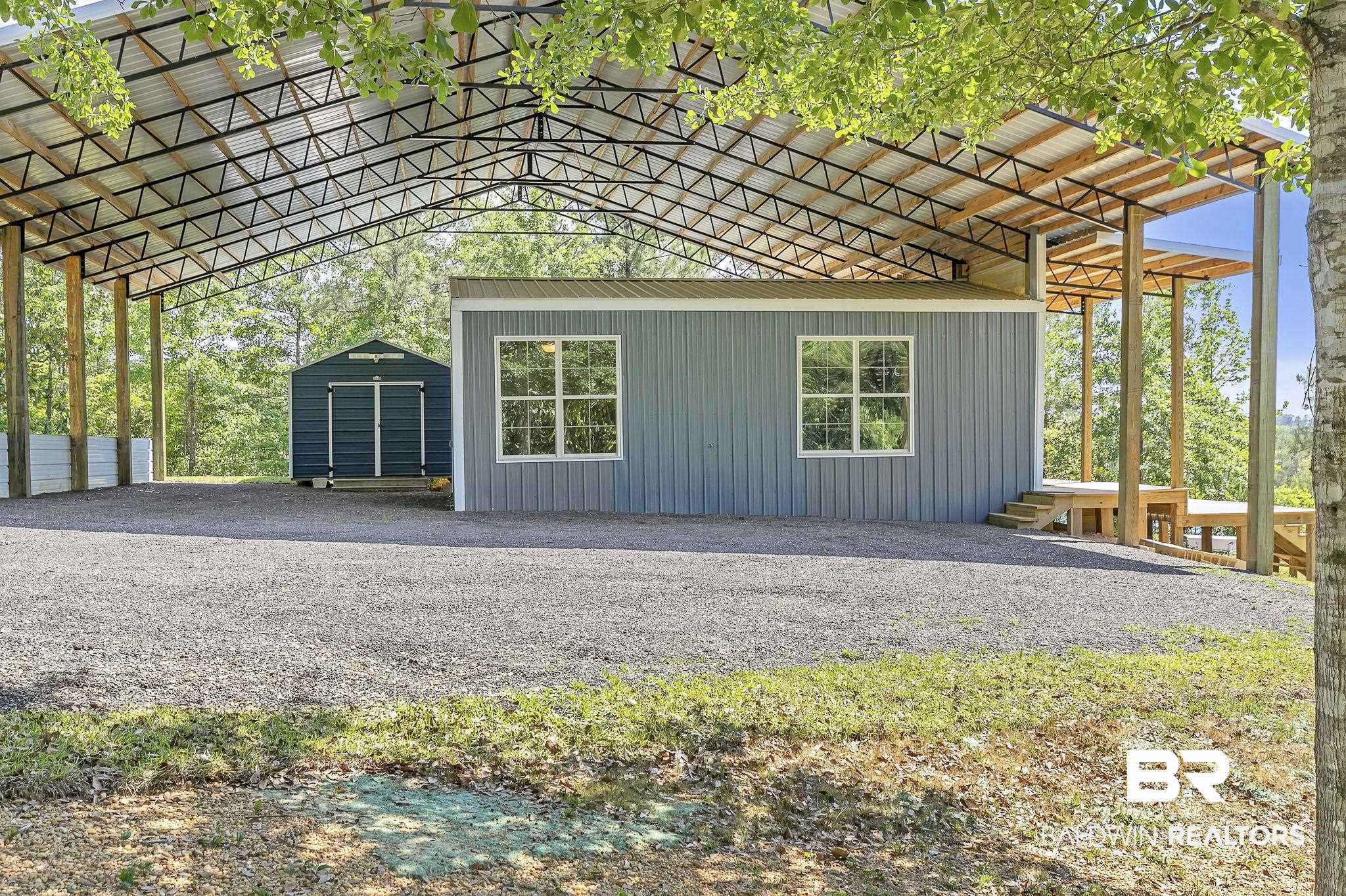 699 Oil Well Road