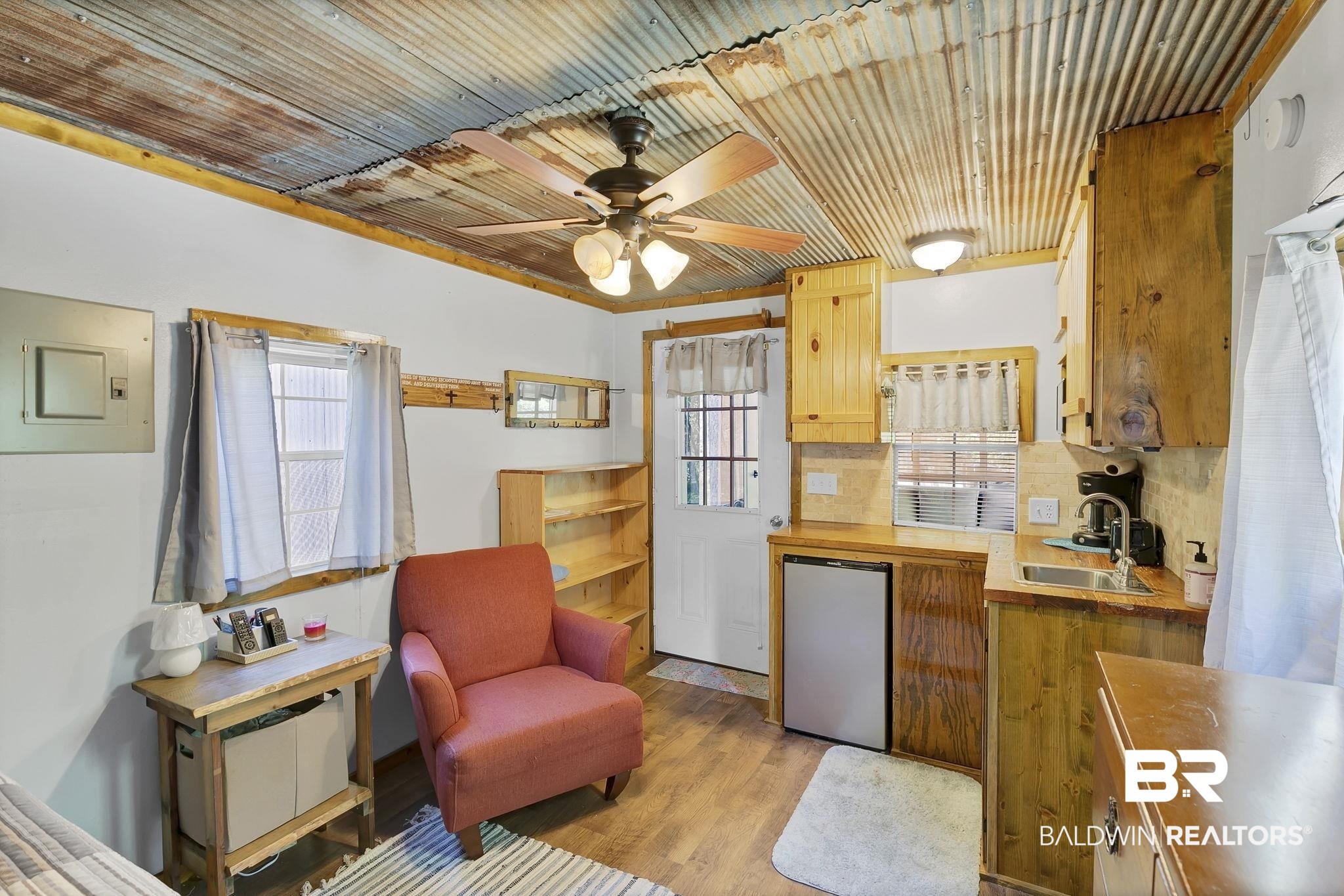 699 Oil Well Road