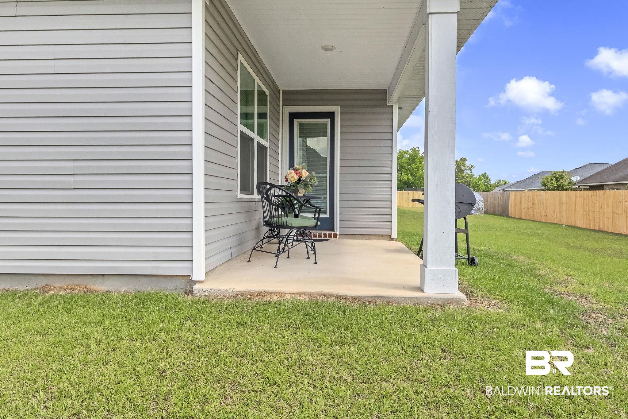 165 Saint Stephens Court