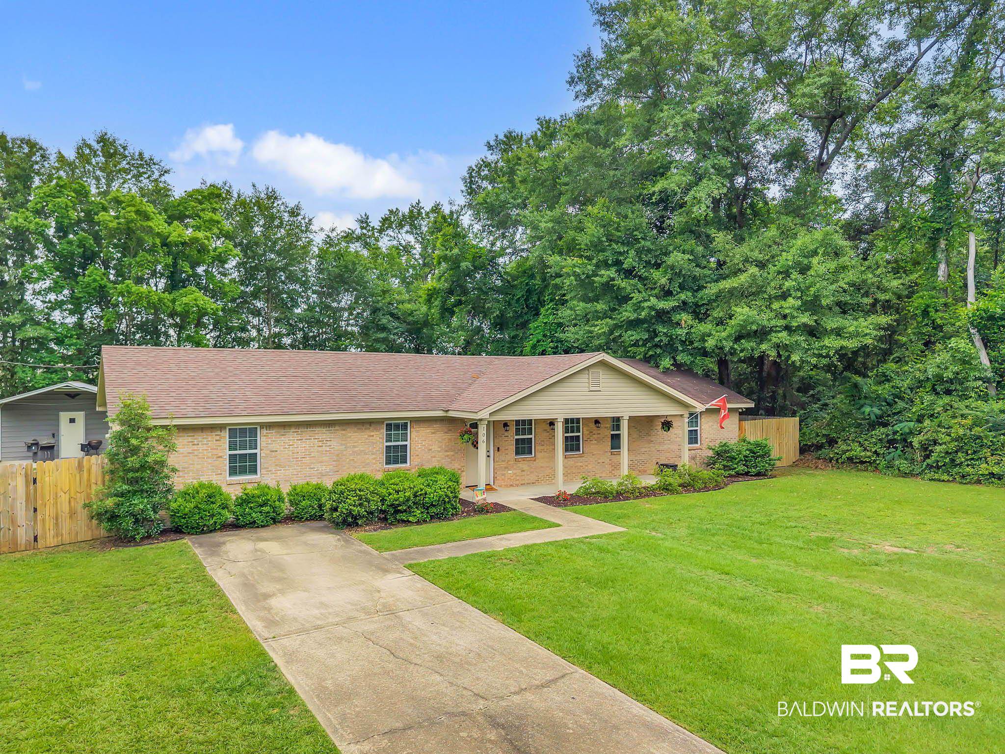 106 W Meadow Drive