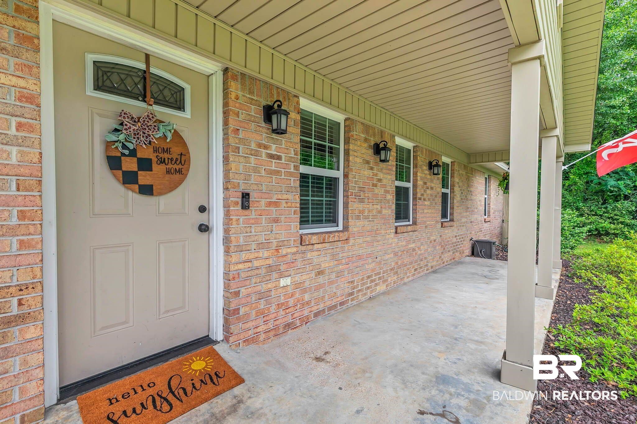 106 W Meadow Drive