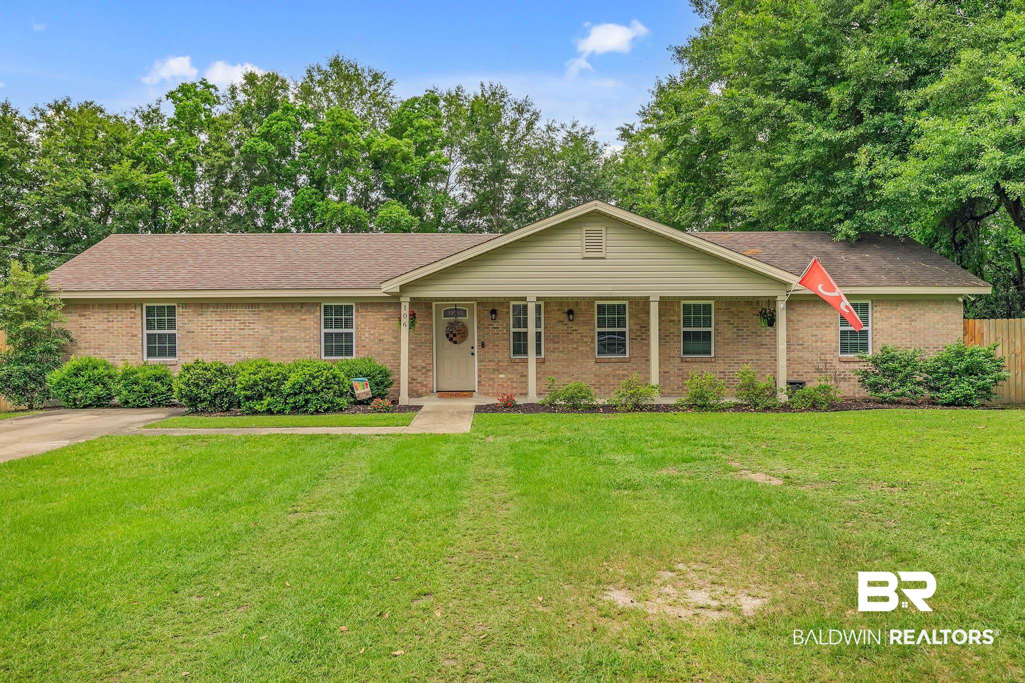 106 W Meadow Drive