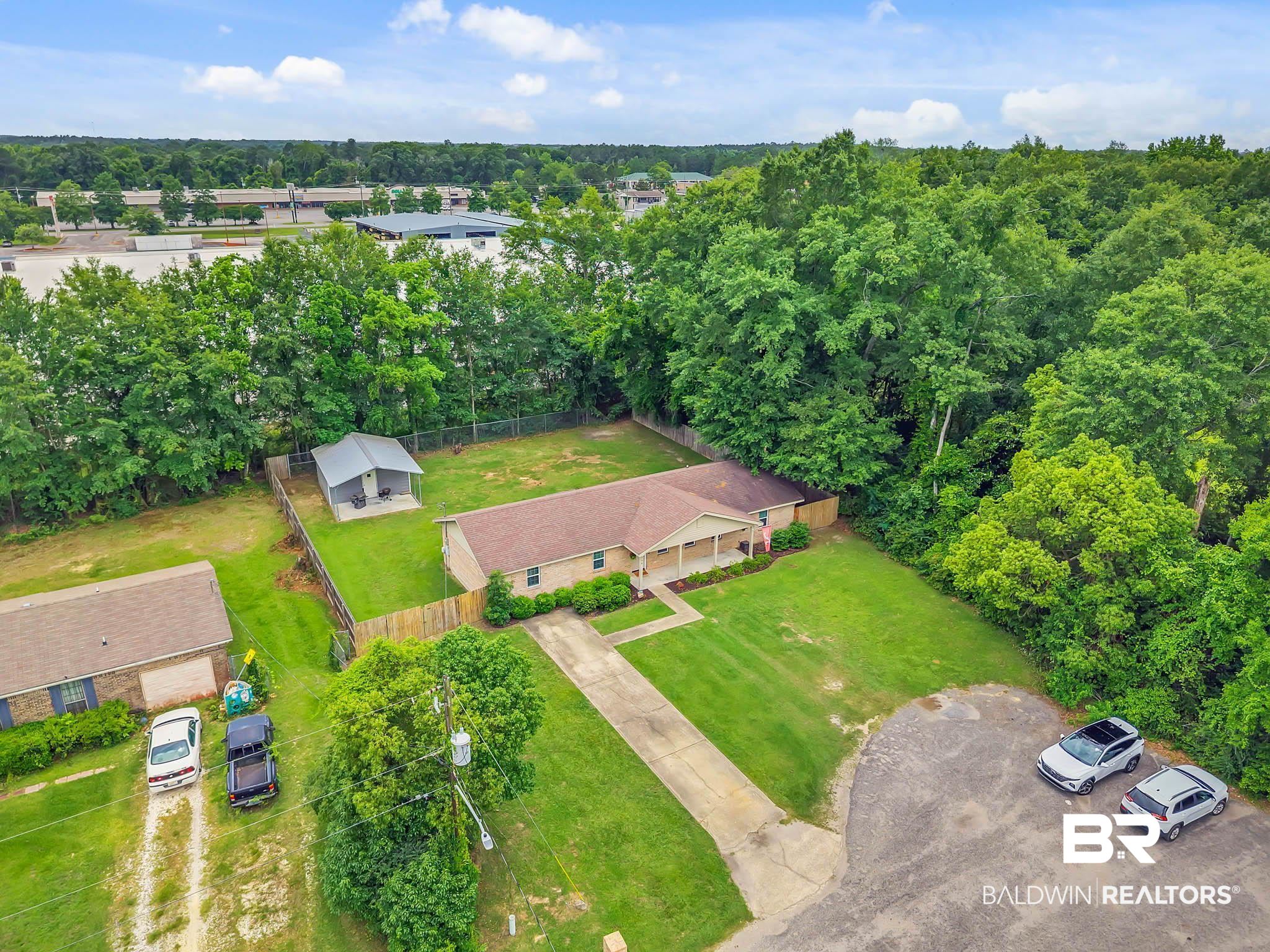 106 W Meadow Drive