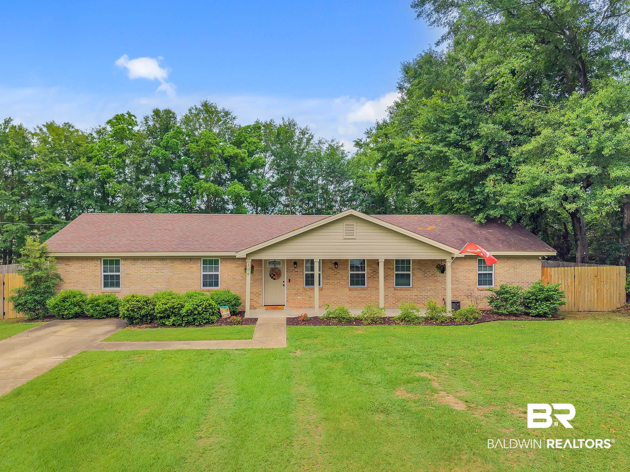 106 W Meadow Drive