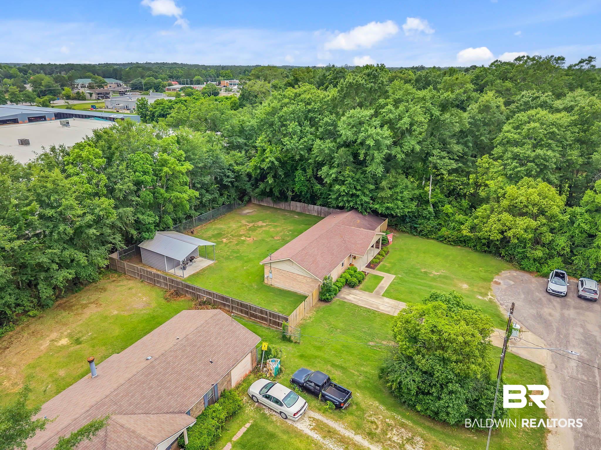 106 W Meadow Drive
