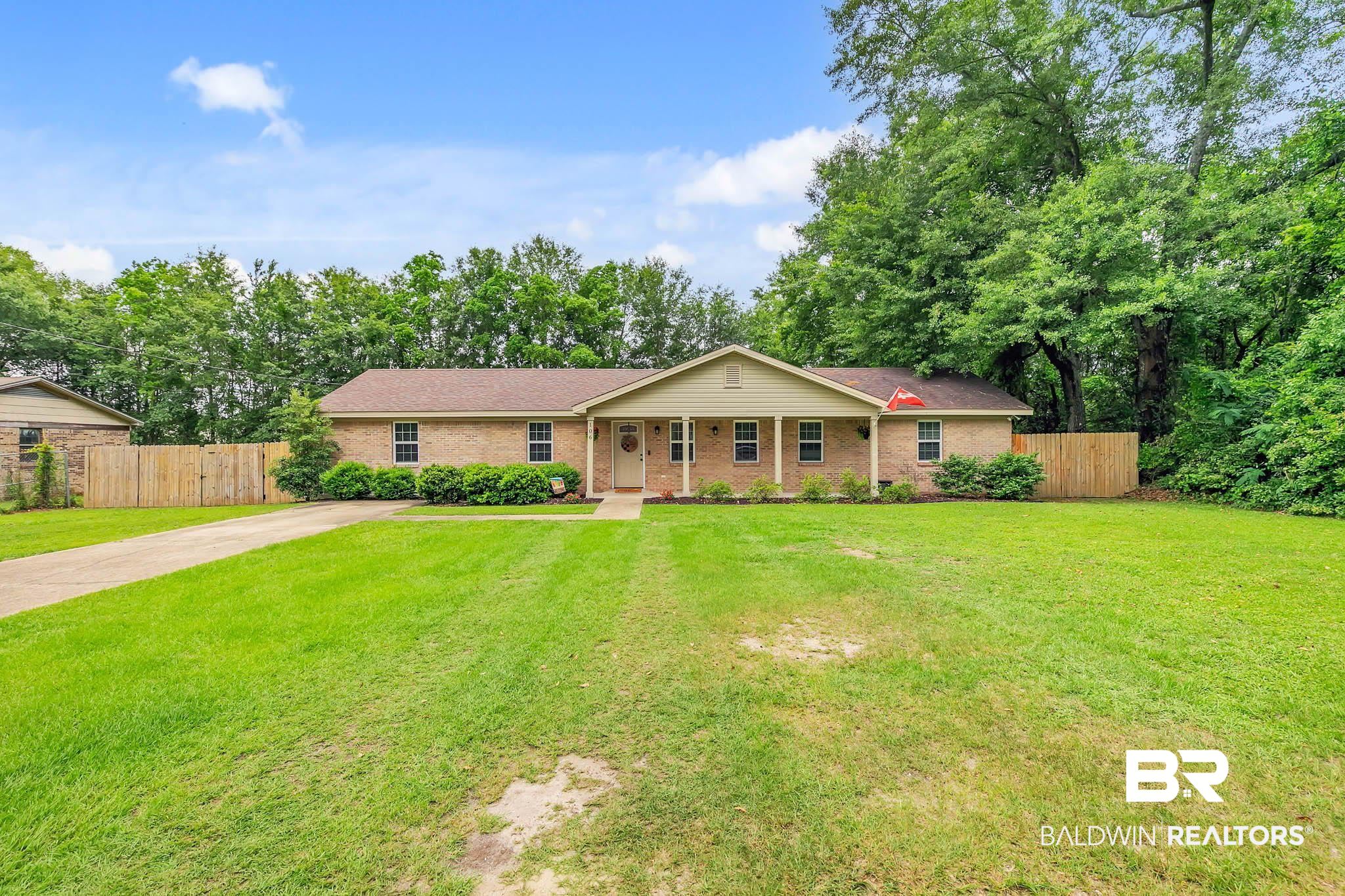 106 W Meadow Drive
