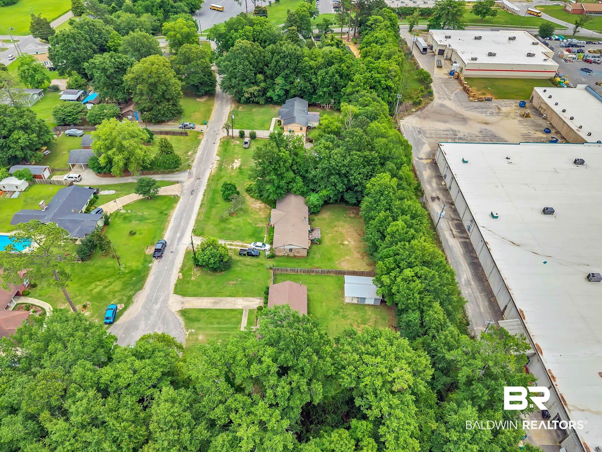 106 W Meadow Drive