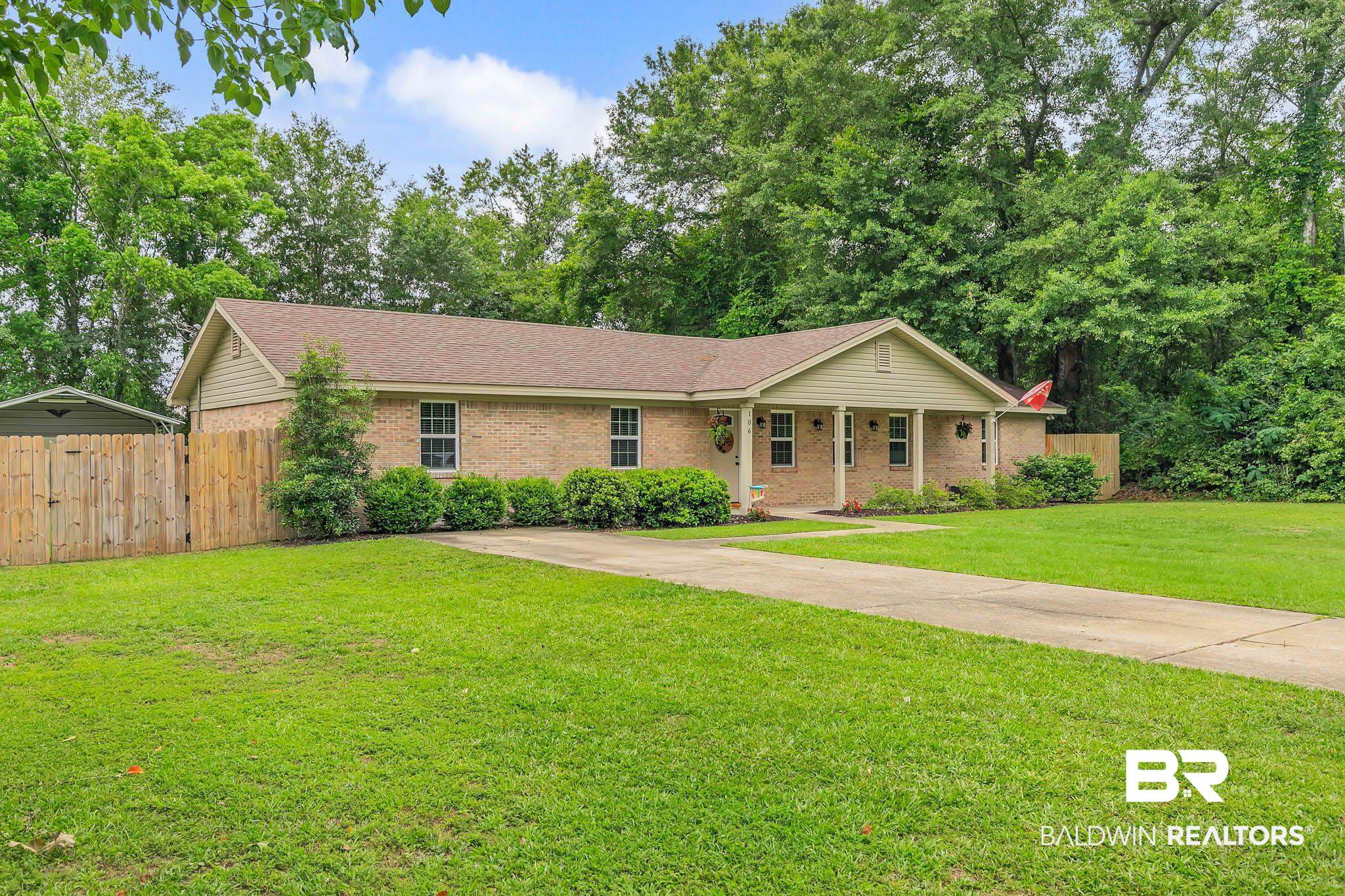 106 W Meadow Drive