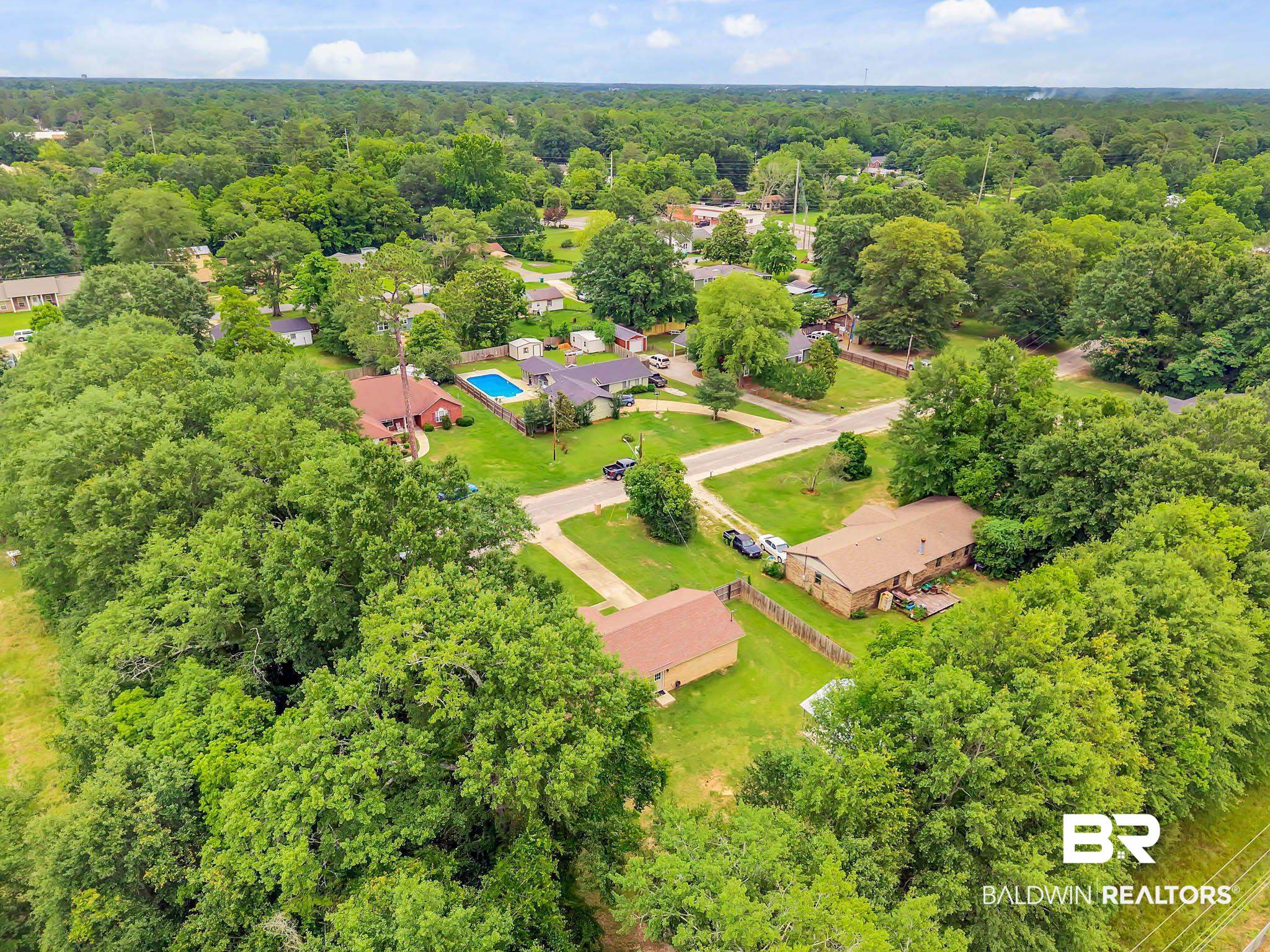 106 W Meadow Drive