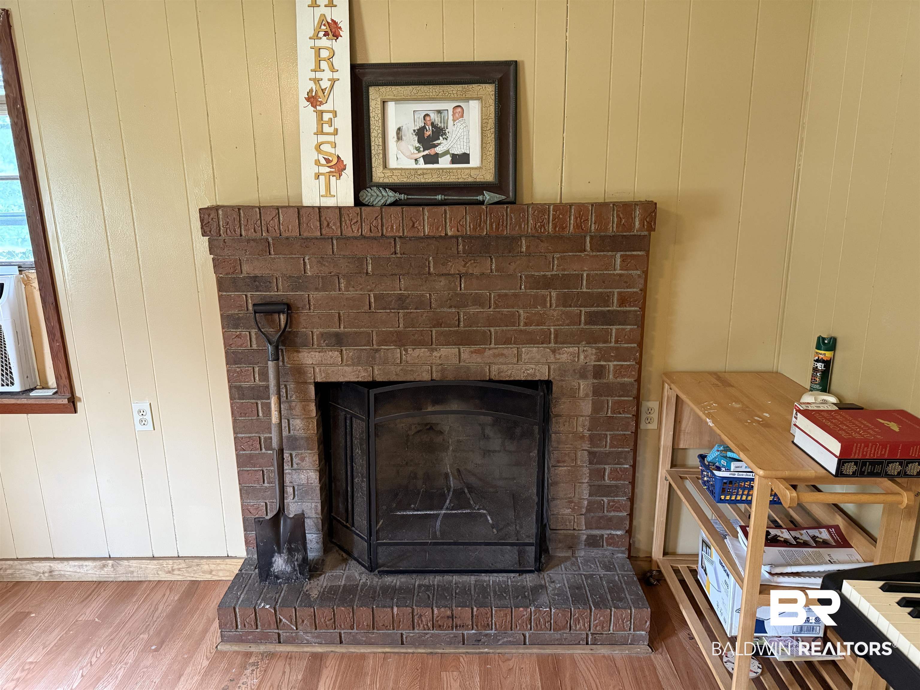 1159 Twin Bridges Road